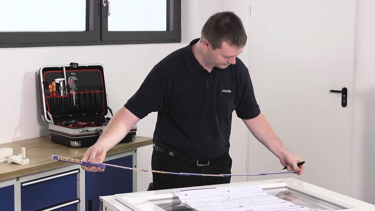 GEZE Ecchain window opener installation video The GEZE ECchain electric window opener offers simple automation options and can be quickly and easily mounted using a drilling template